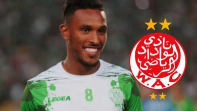 الورفلي يقترب من مغادرة الرجاء و وجهته إلى الغريم الوداد