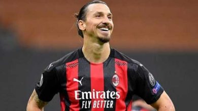 زلاتان ابراهيموفيتش يوقع عقدا جديدا مع ميلان