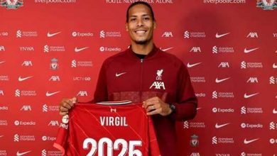 صخرة الدفاع فان دايك يجدد تعاقده مع ليفربول