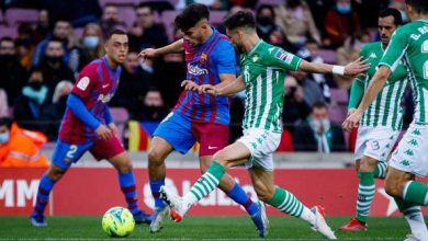 بيتيس تلحق بتشافي الهزيمة الأولى كمدرب لبرشلونة